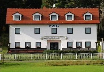 Am Schiffshebewerk Hotel 3*