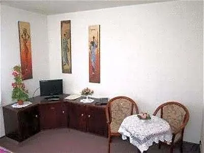 Am Schiffshebewerk Hotel 3*
