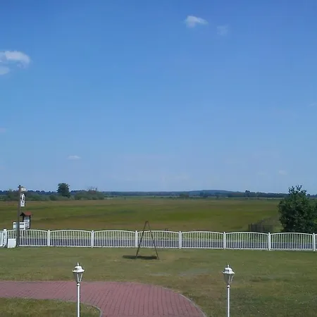 Am Schiffshebewerk Hotel